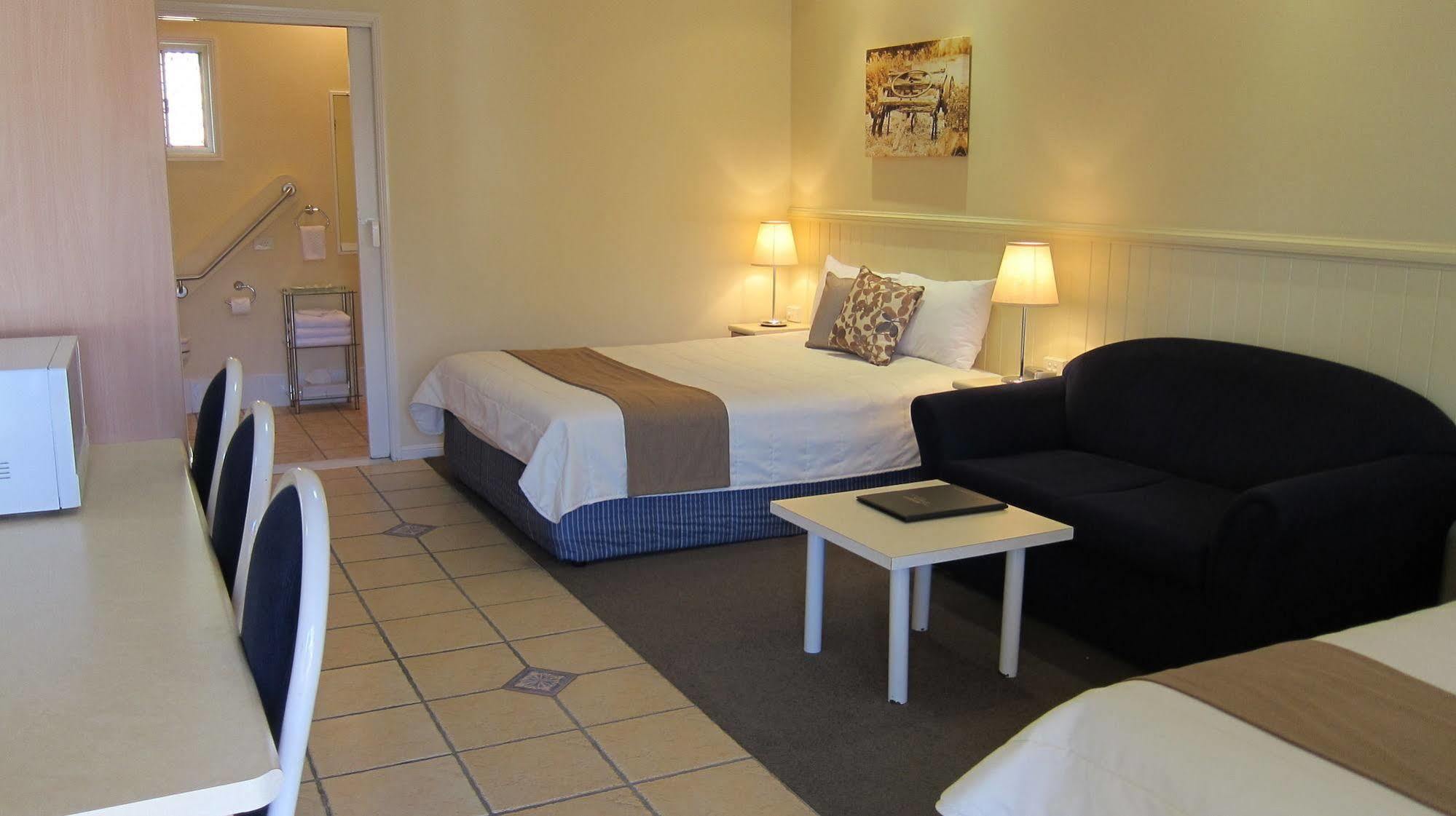 Dalby Mid Town Motor Inn Zewnętrze zdjęcie