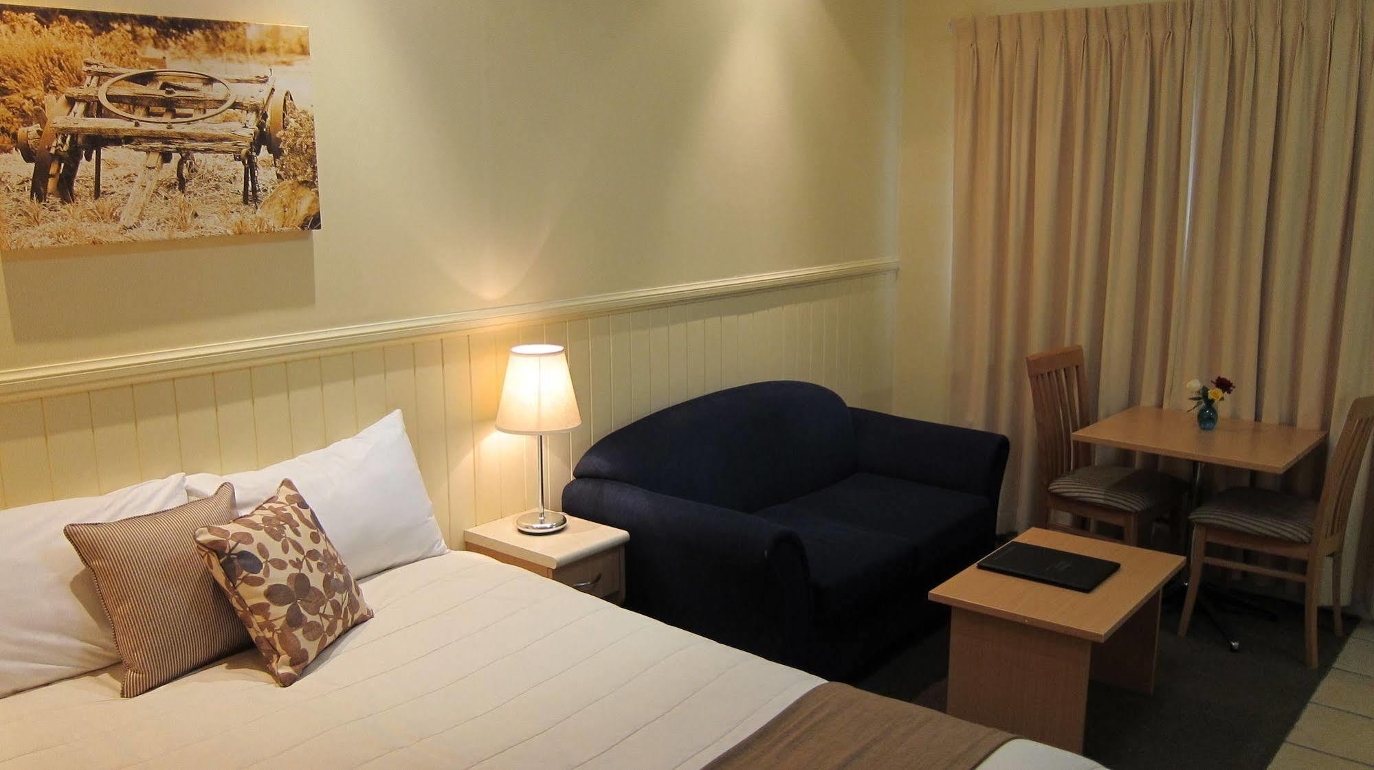 Dalby Mid Town Motor Inn Zewnętrze zdjęcie